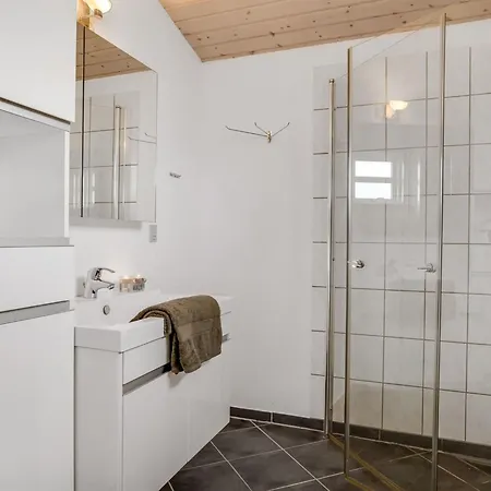 Skarthi - 200m From The Sea By Interhome *