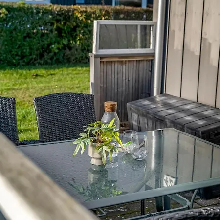 Skarthi - 200m From The Sea By Interhome *