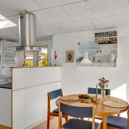 Skarthi - 200m From The Sea By Interhome *