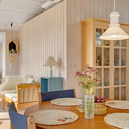 Skarthi - 200m From The Sea By Interhome *
