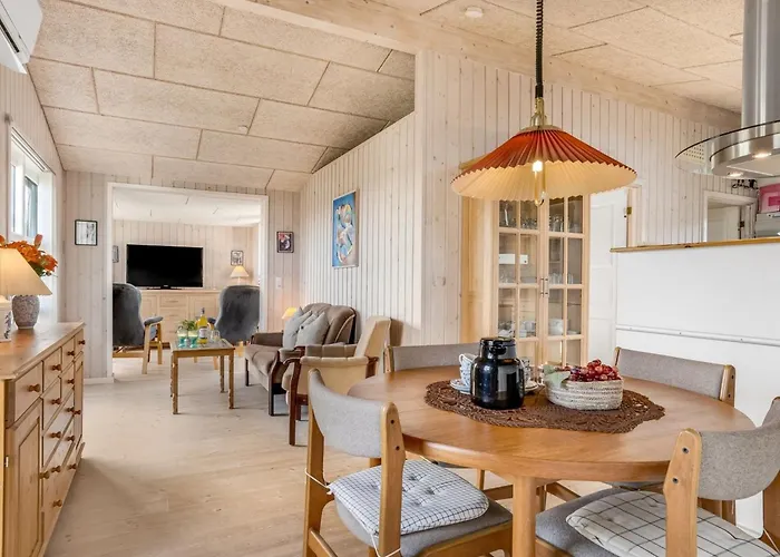 Skarthi - 200m From The Sea By Interhome *